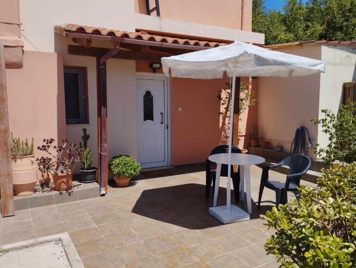 Istamos Apartment Stamni Εξωτερικό φωτογραφία