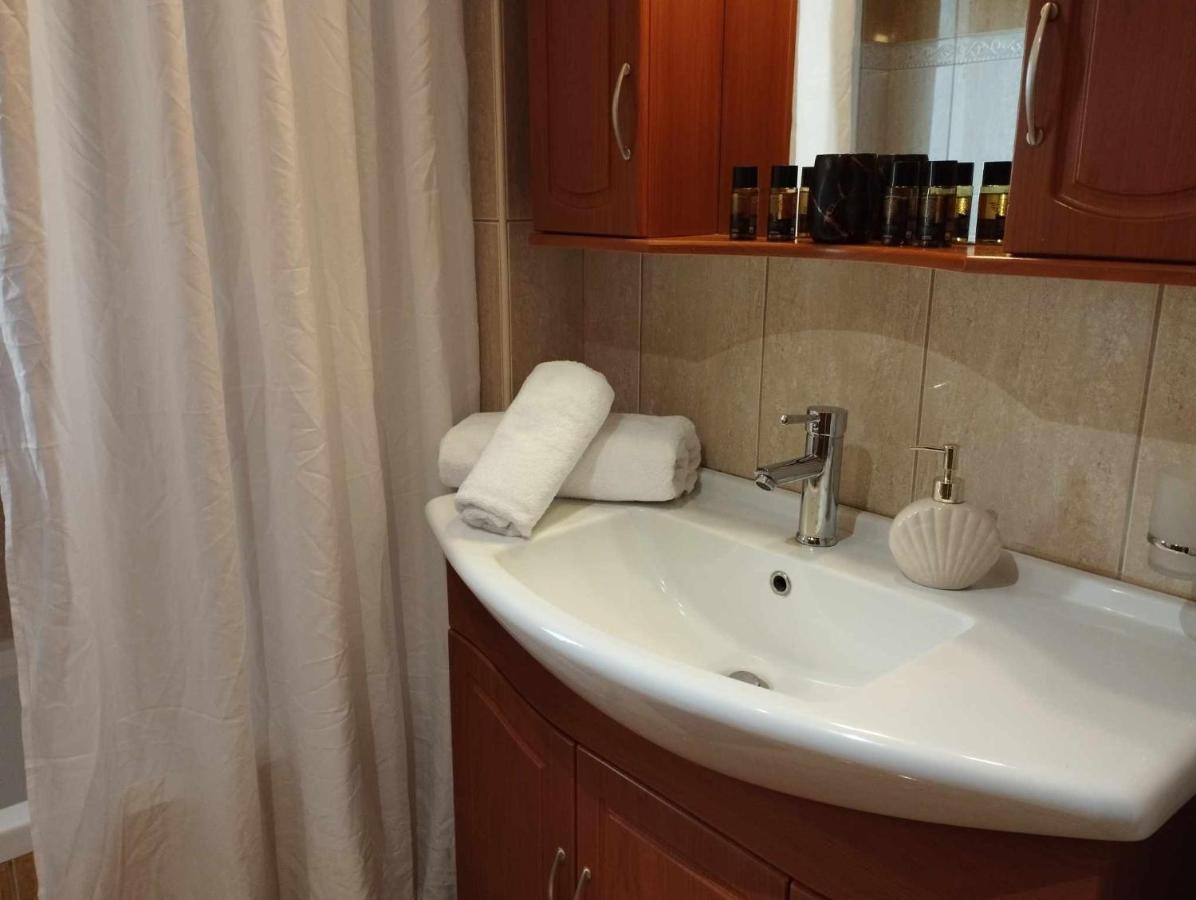 Istamos Apartment Stamni Εξωτερικό φωτογραφία